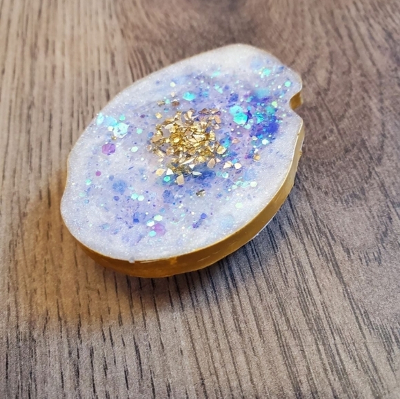 Hand Crafted Other - SOLD💎geode phone grip